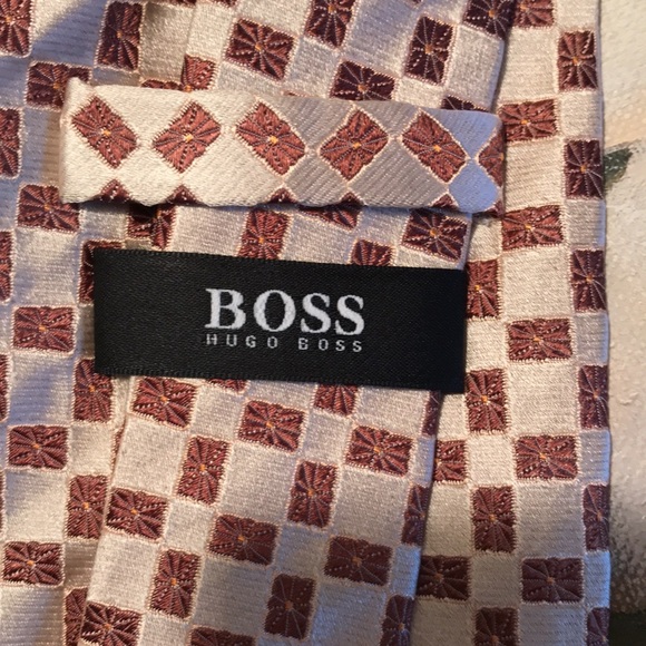 Hugo Boss Silk Tie - Picture 5 of 11